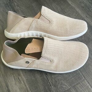 NWOT Spenco suede slip on shoes Sz 7 W